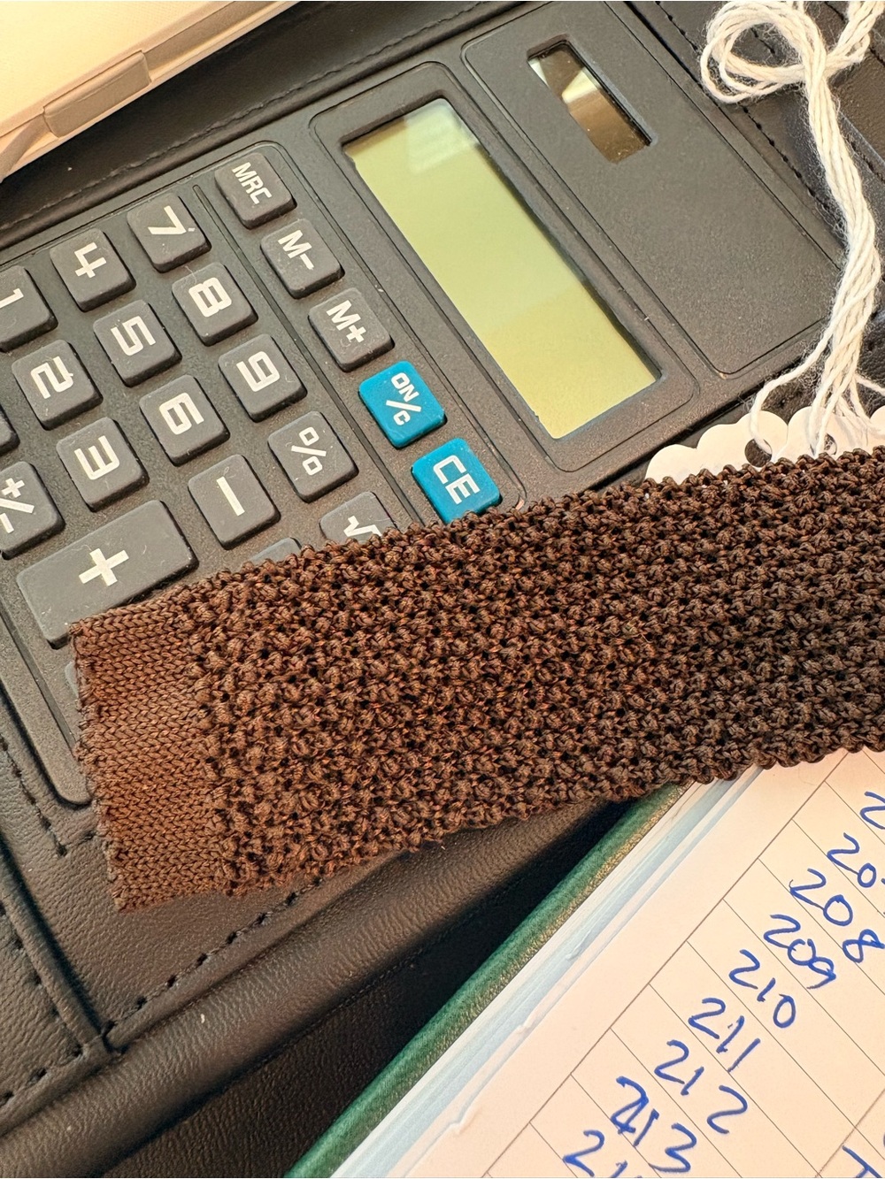 HERMES 1970’s Hand Knit Tie with Dots and square bottom. With COA! - Picture 6 of 7